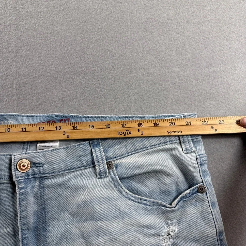 True Nation Tapered Fit Jeans Mens 44x30 Light Blue Distressed Stretch Denim